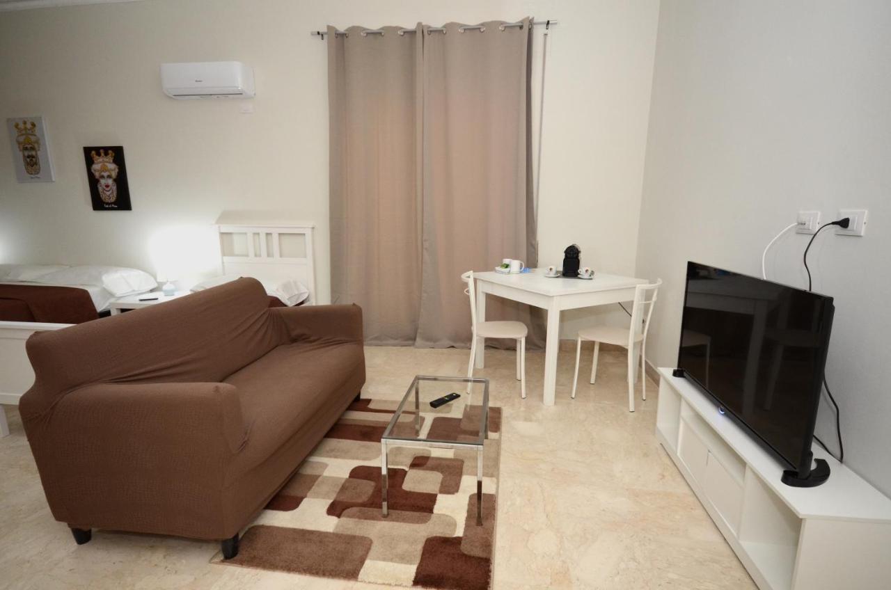 مبيت وإفطار باليرمو La Casa Del Moro - Al Politeama المظهر الخارجي الصورة