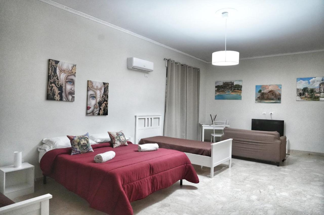مبيت وإفطار باليرمو La Casa Del Moro - Al Politeama المظهر الخارجي الصورة