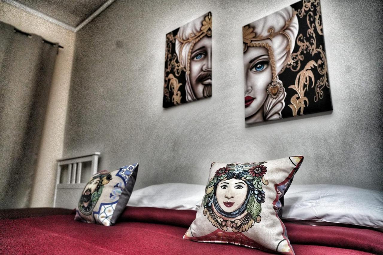 مبيت وإفطار باليرمو La Casa Del Moro - Al Politeama المظهر الخارجي الصورة